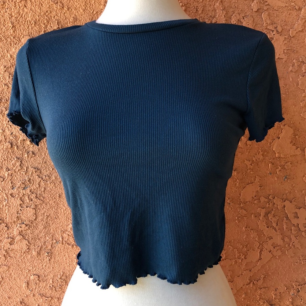 Blue crop top